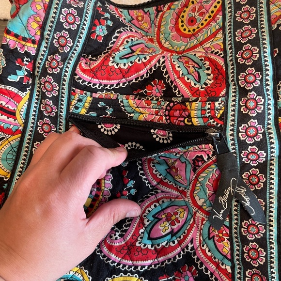 Vera Bradley 2015 Parisian Paisley crossbody - Picture 3 of 6